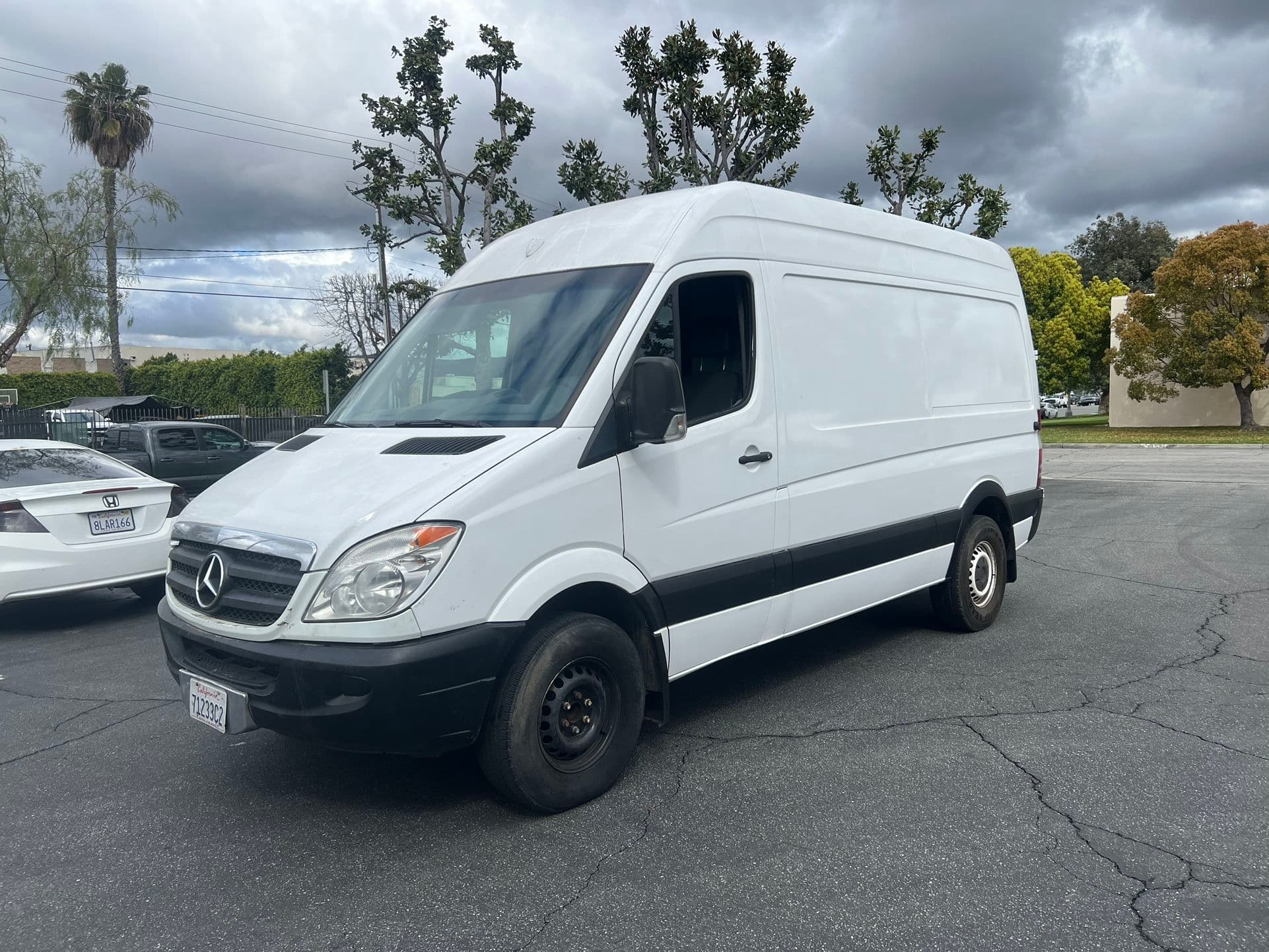 2008 Dodge Sprinter - Image 1