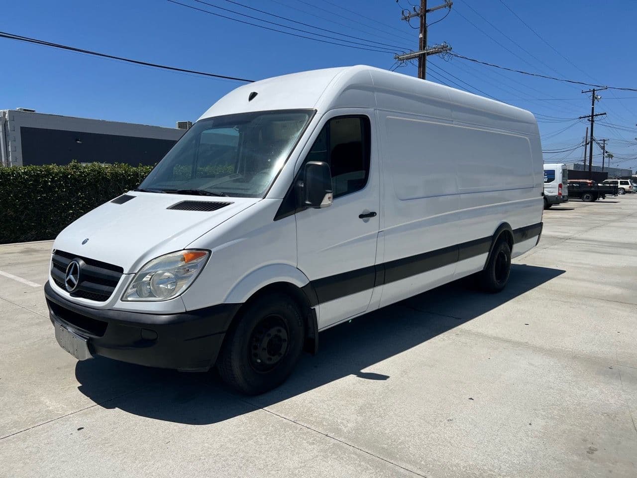 2013 Mercedes-Benz Sprinter - Image 1